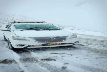 14 centimeters snow in Rohtang Pass after 14 years in September