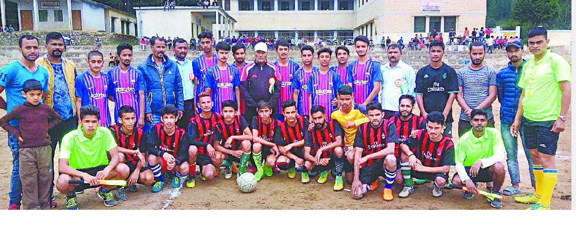 Khunna Jalan won the football match