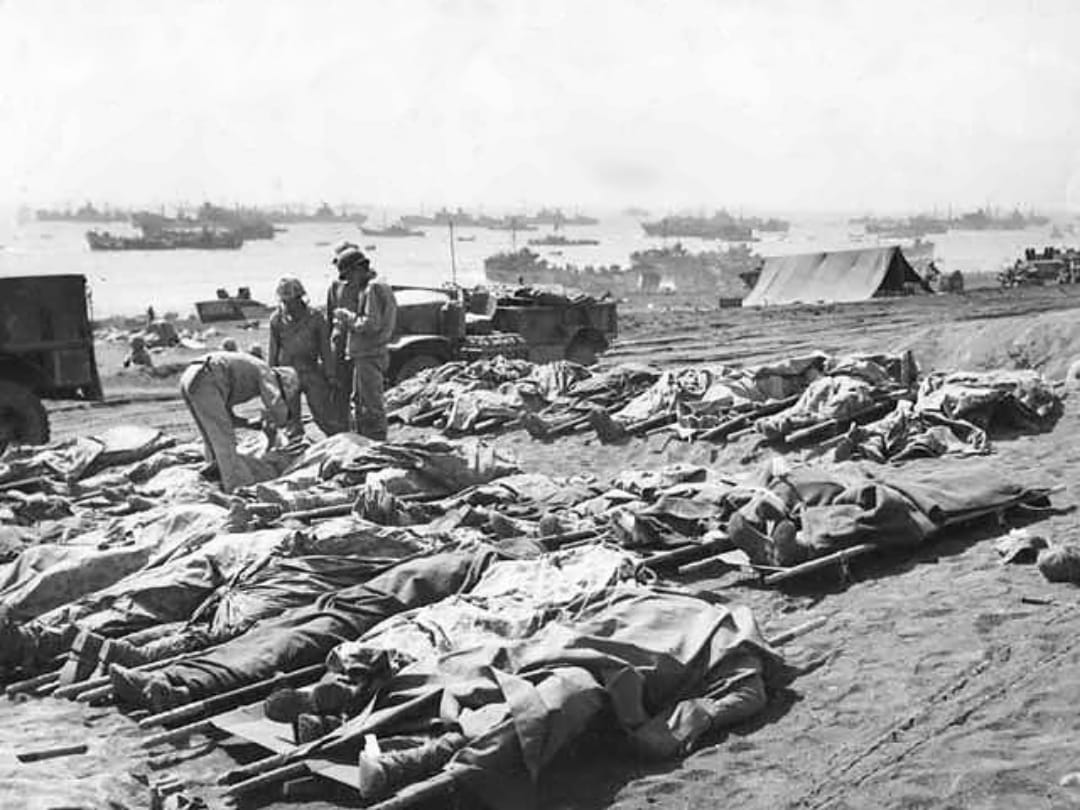 Scenerio of world war two through pictures