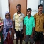 पुलिस की गिरफ्त में इनामी नक्सली।