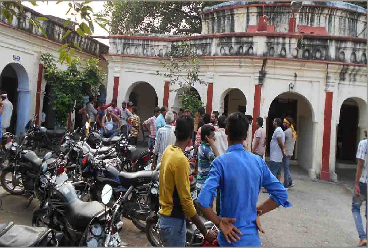 stone throwing and firing during Ganesh Visarjan Yatra