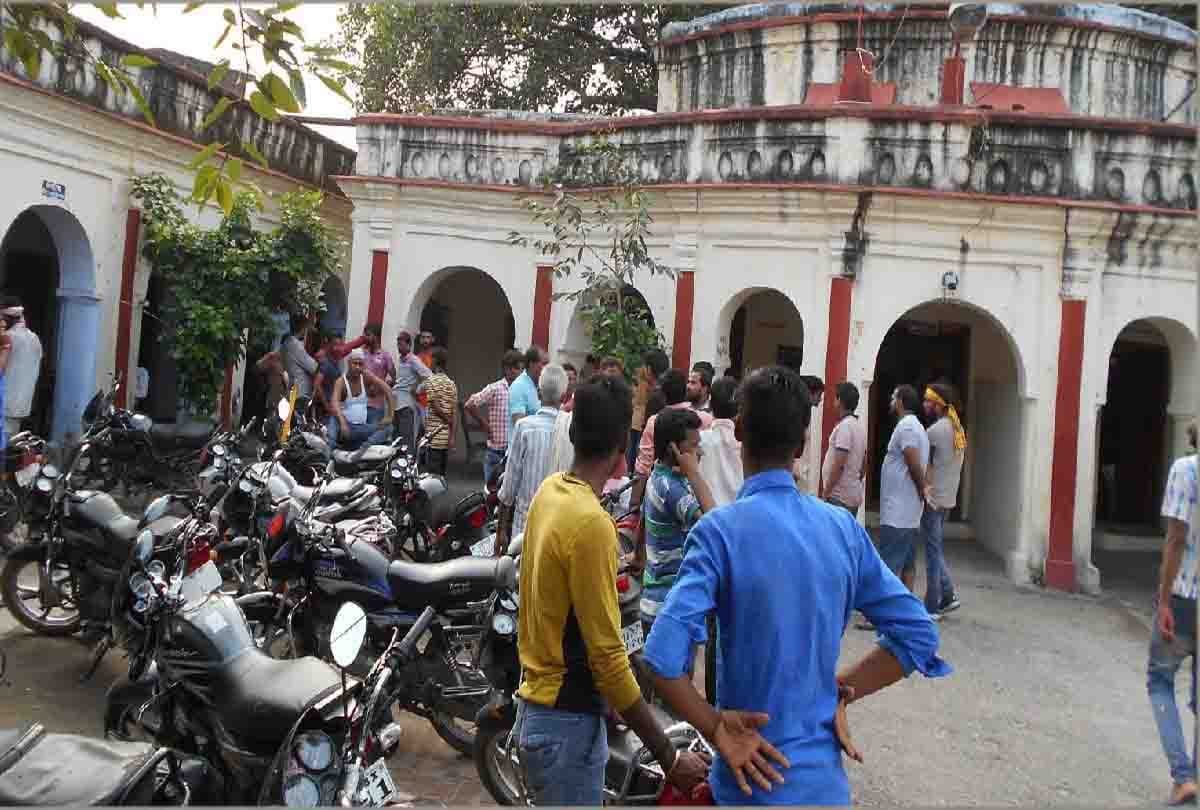 stone throwing and firing during Ganesh Visarjan Yatra