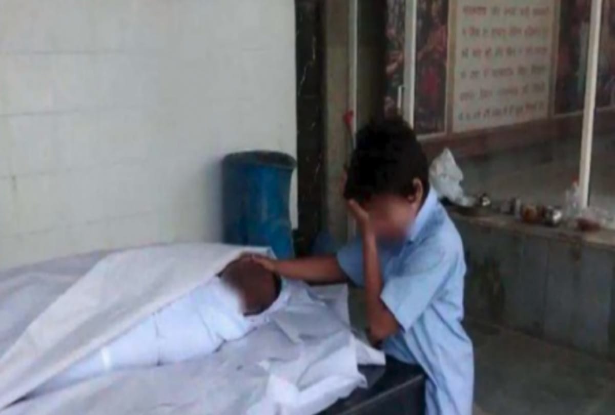 After posting a photo on social media the poor family got fifty seven lakhs