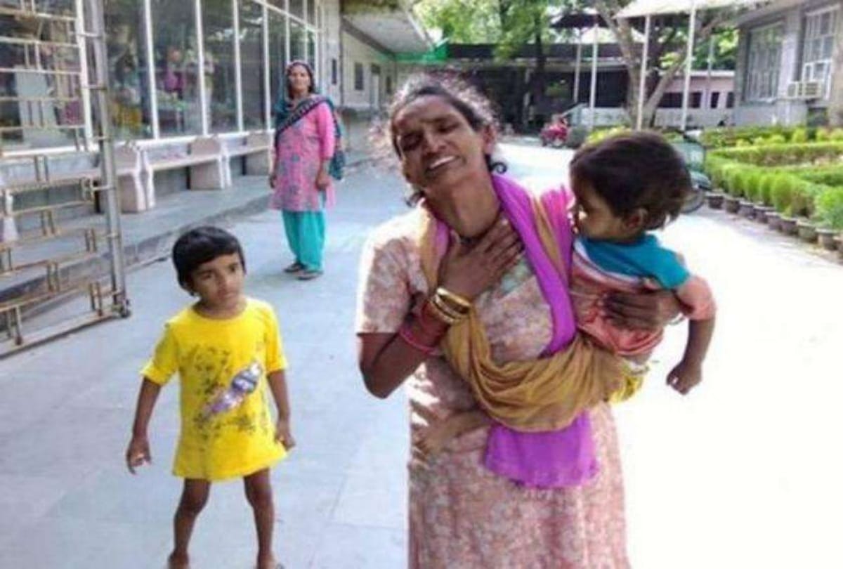 After posting a photo on social media the poor family got fifty seven lakhs
