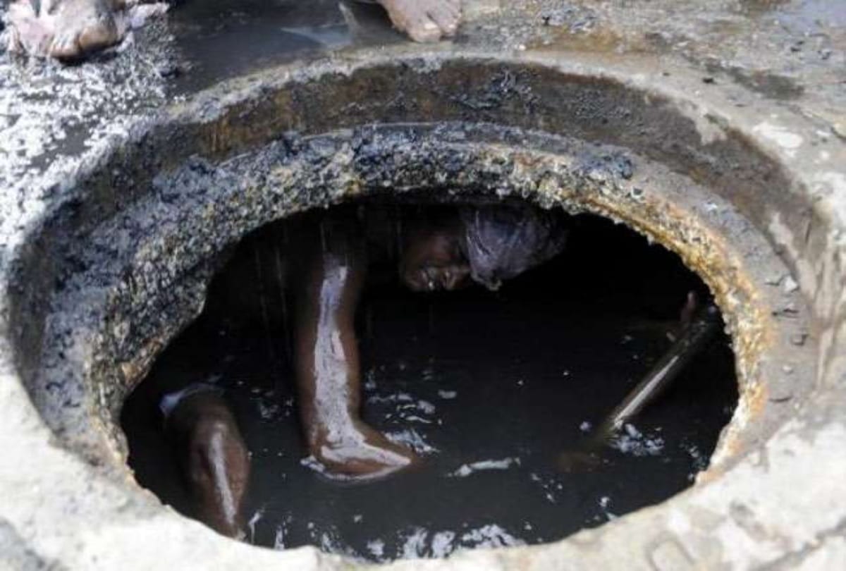 After posting a photo on social media the poor family got fifty seven lakhs