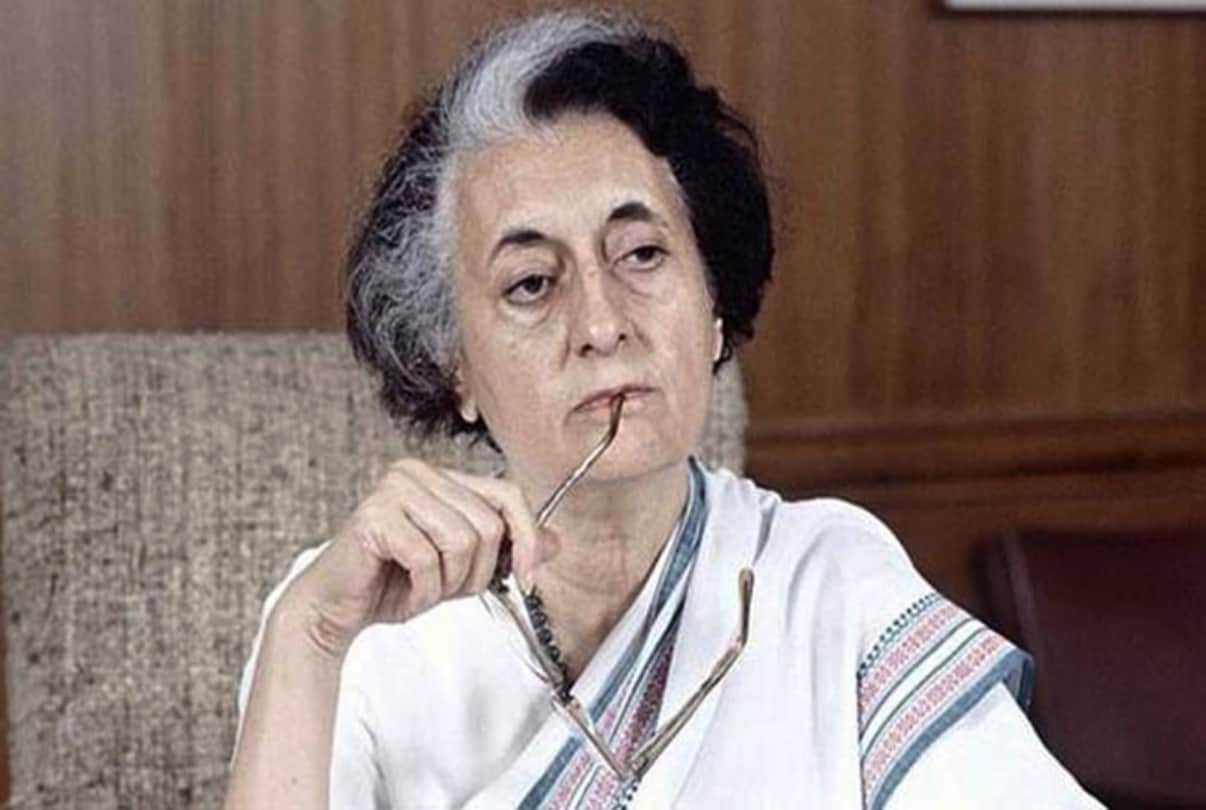 Budget 2019: India's first and last finance minister Indira Gandhi love for beautiful sarees