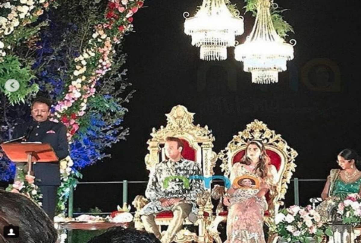 Isha Ambani Engagement Mukesh Ambani Daughter Videos And Photos Are Viral On Social Media