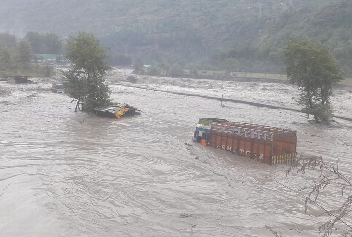 Himachal weather report Heavy  Rain in state shimla snowfall in rohtang kullu chamba