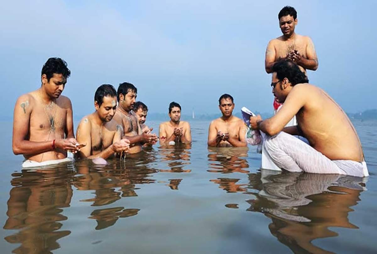 according to vastu where should pitru photo be placed in home