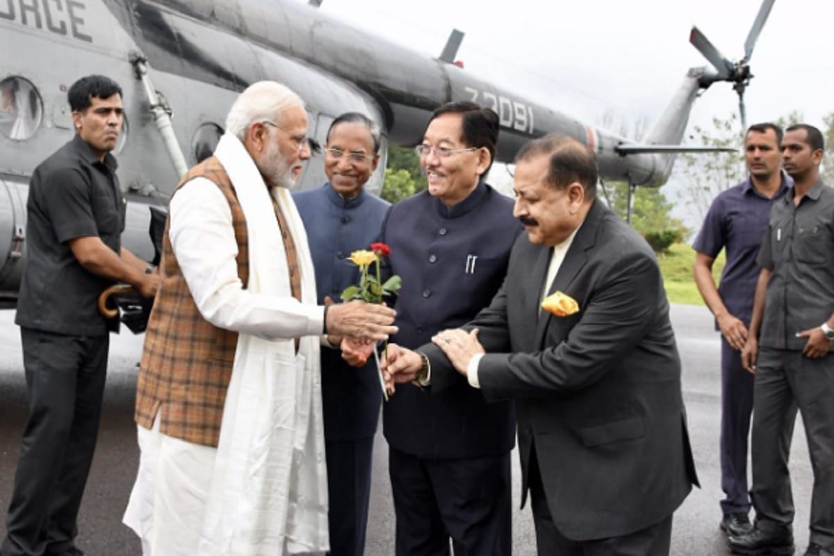 PM reached Sikkim, He will inaugurate first airport of the state