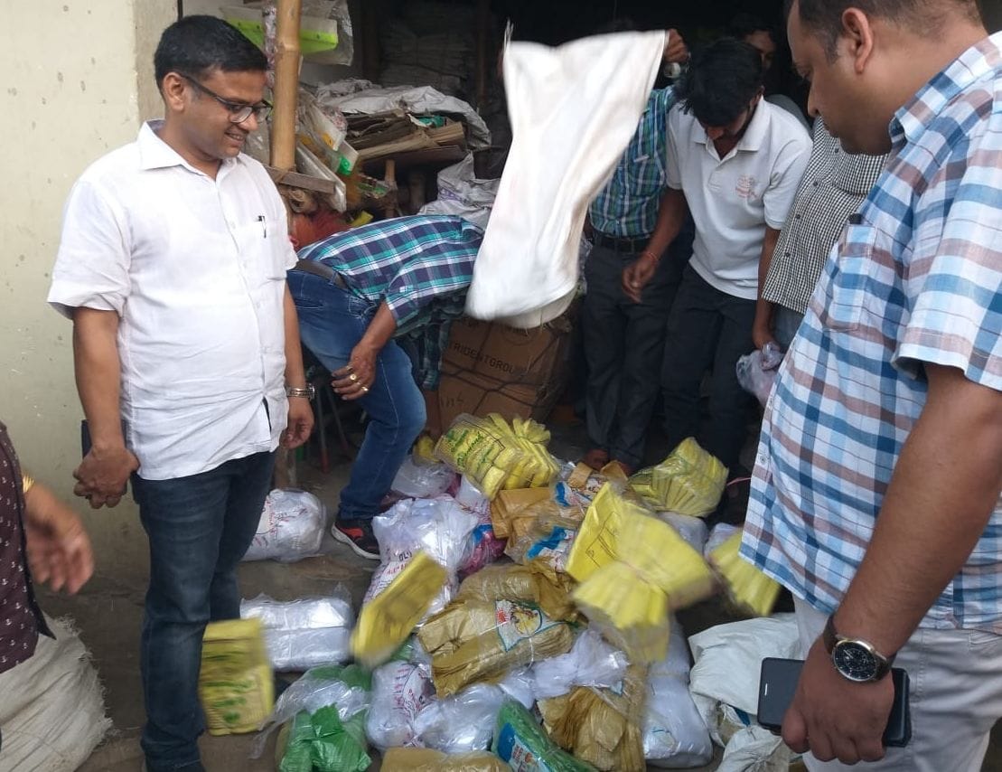 5.23 quintal polythene recovered in raid