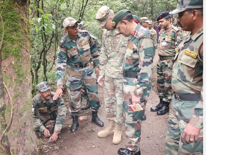 Indo-US soldiers who are sweating to deal with terrorism