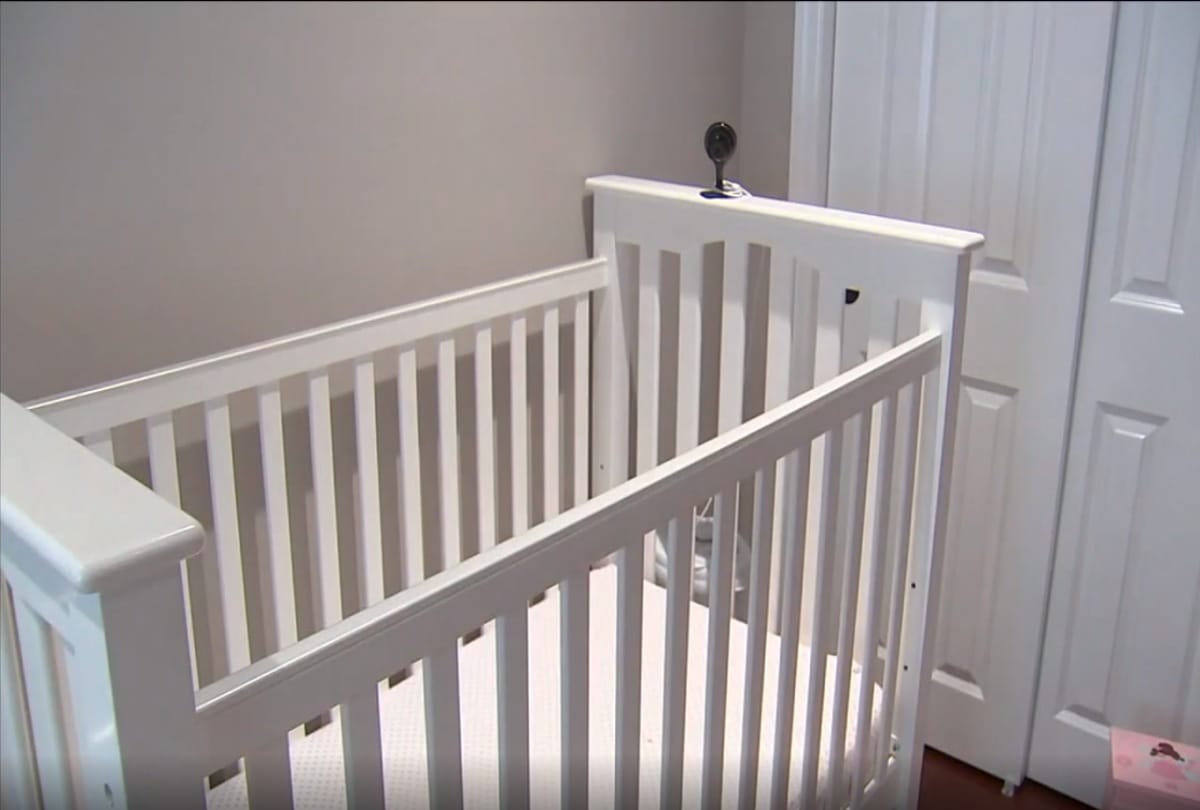 Repairman stealing child underwear during repairing in a house incident caught on camera