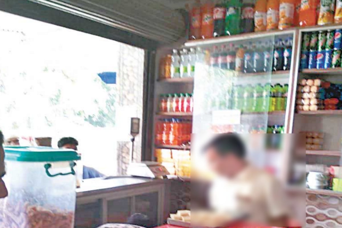 UP: shopkeeper and daughter in baghpat beaten by dabangs after did not lend them eating stuff