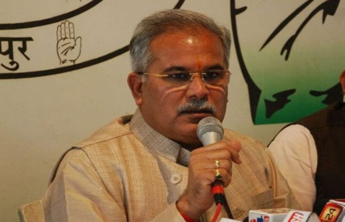 congress to protest for Atal Vikas Yatra, will show black flags to CM Raman singh and Amar