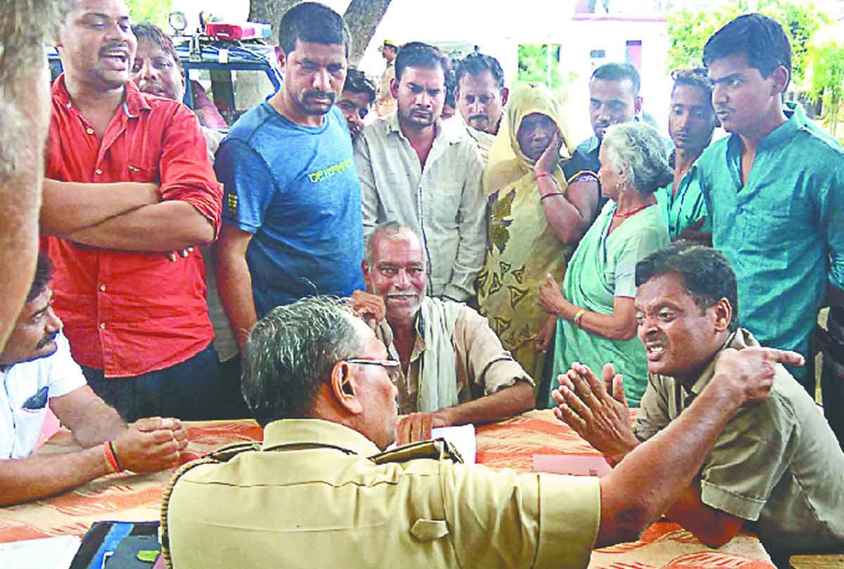 Report against BJP leader and his son in auraiya