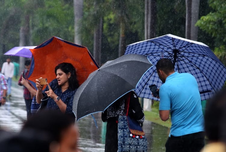 For the first time in eight years 895 mm Heavy rain in Chandigarh