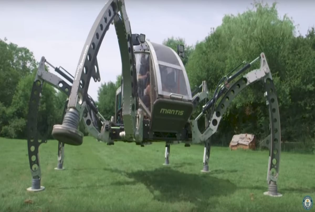 See this awesome spider robot