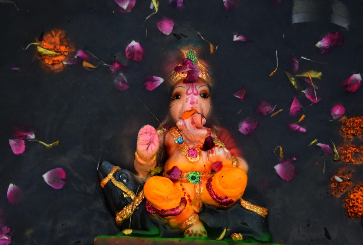 know Ganesha statue related vastu remedies for better life