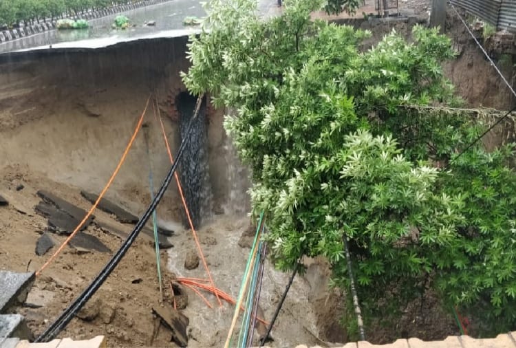 Five people die due to heavy rain in Punjab