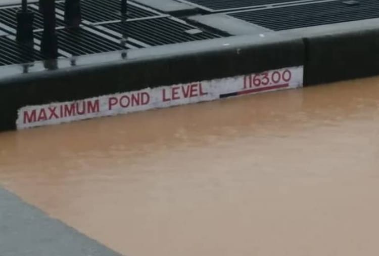 Water level of sukhna lake reached maximum level in chandigarh