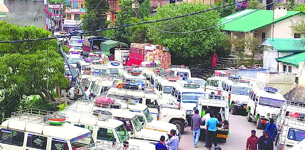Jat on Mahatma Gandhi Marg all day long