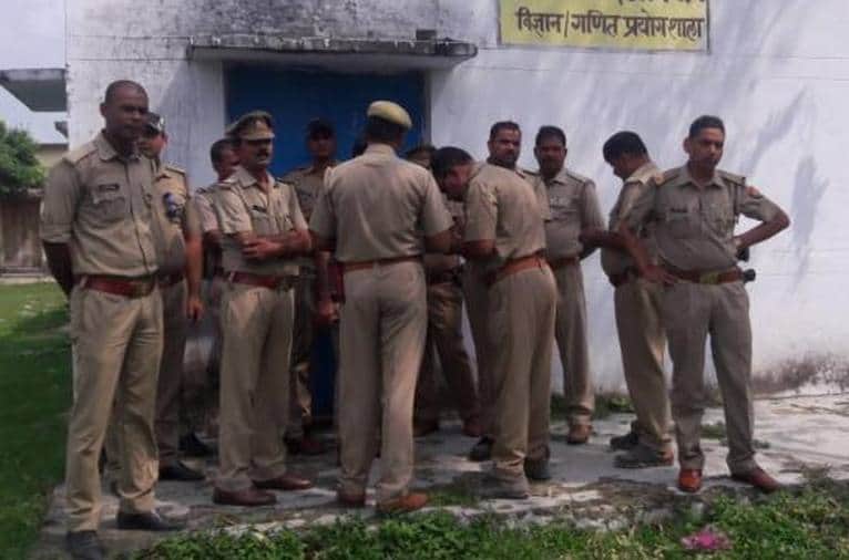 UP police daroga  commit suicide bat shravasti