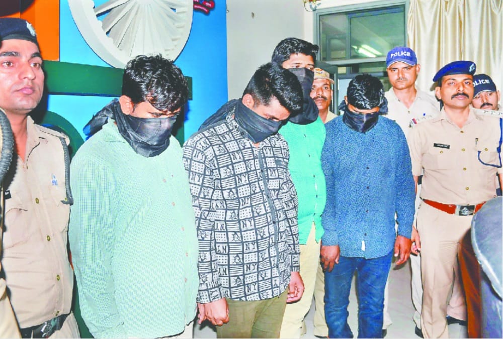 Illiterate youth master of atm hacking caught in dehradun
