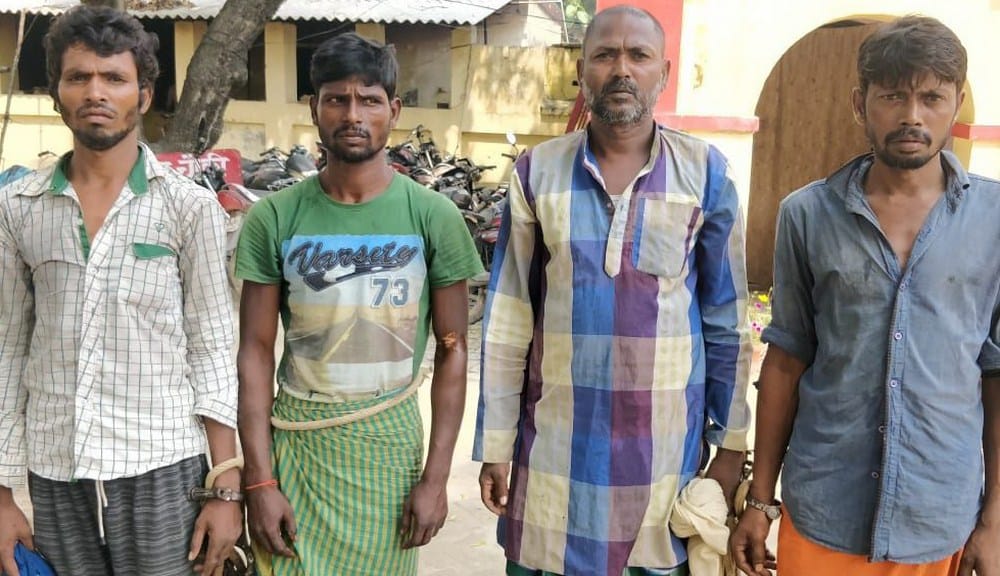 4 thieves caught during making plan