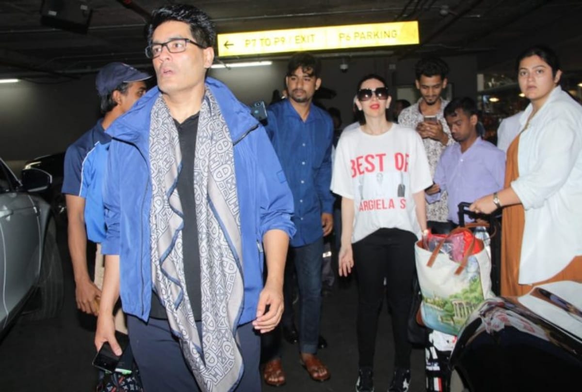 karishma kapoor and shweta bachchan was seen together in shahrukh party