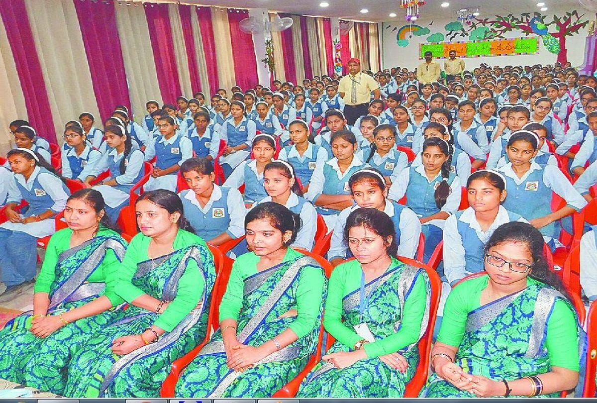 amar ujala ki police pathshala: sp said police help you always