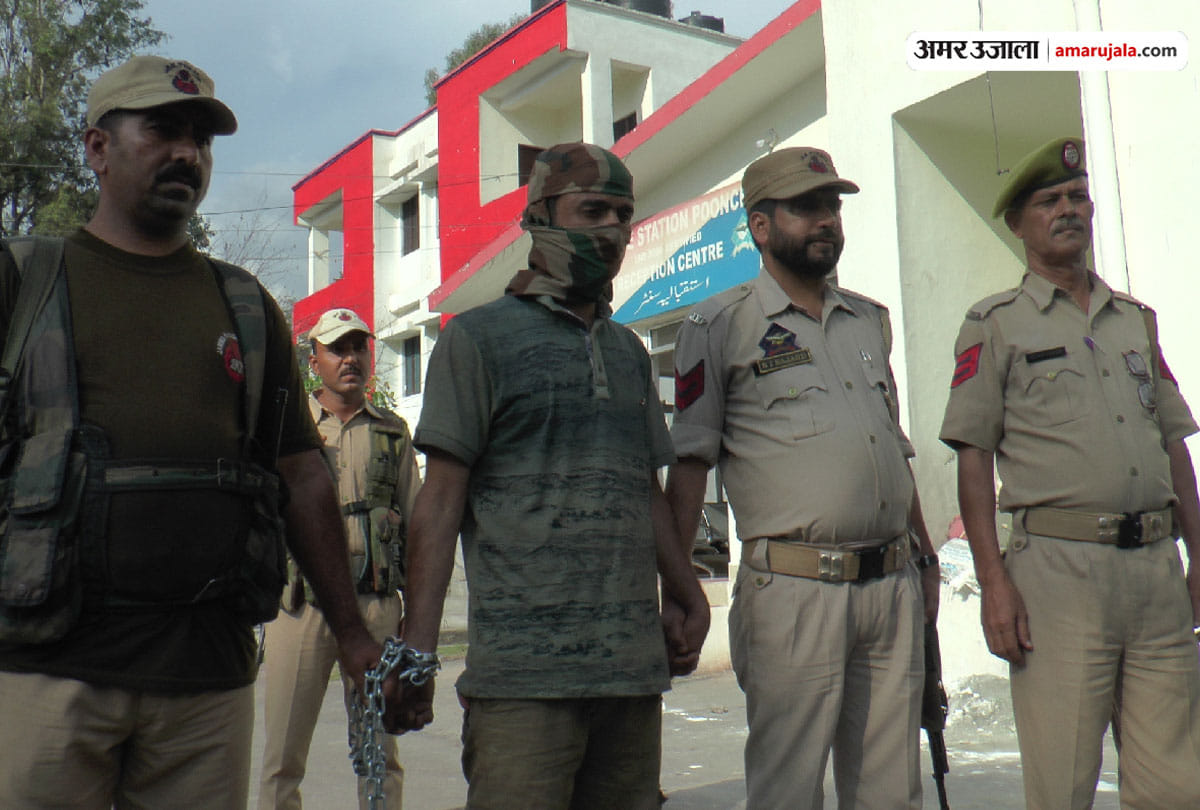 kashmiri man crossing international border in poonch jammu kashmir arrested by indian army