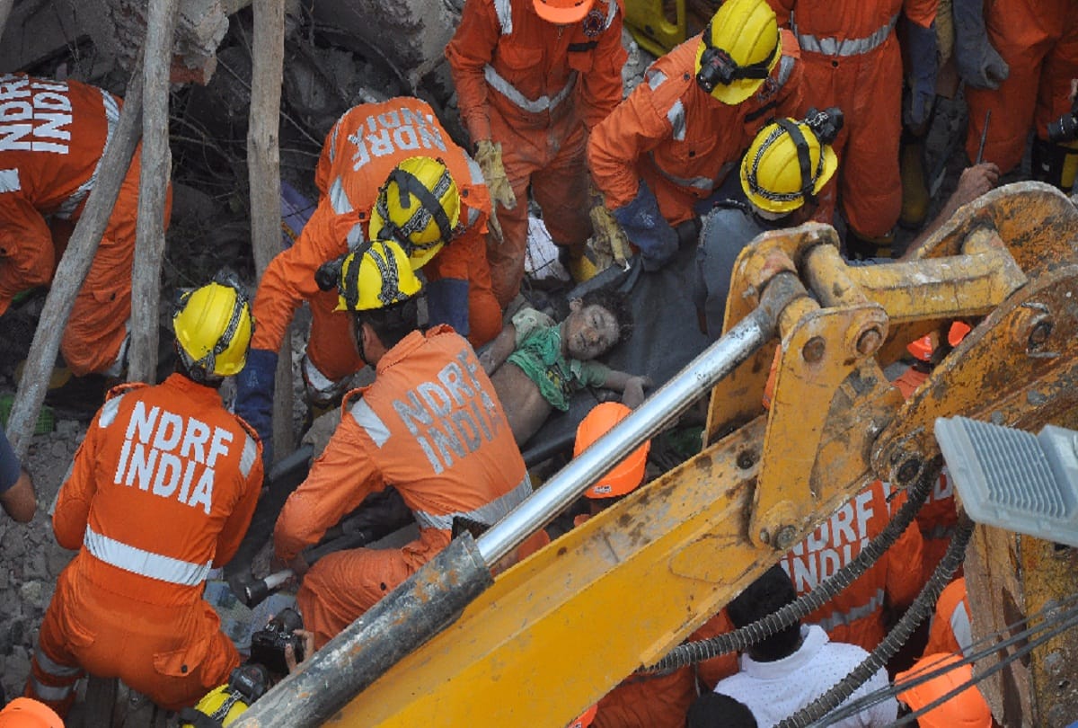 ashok nagar building collapse death toll rises to 6