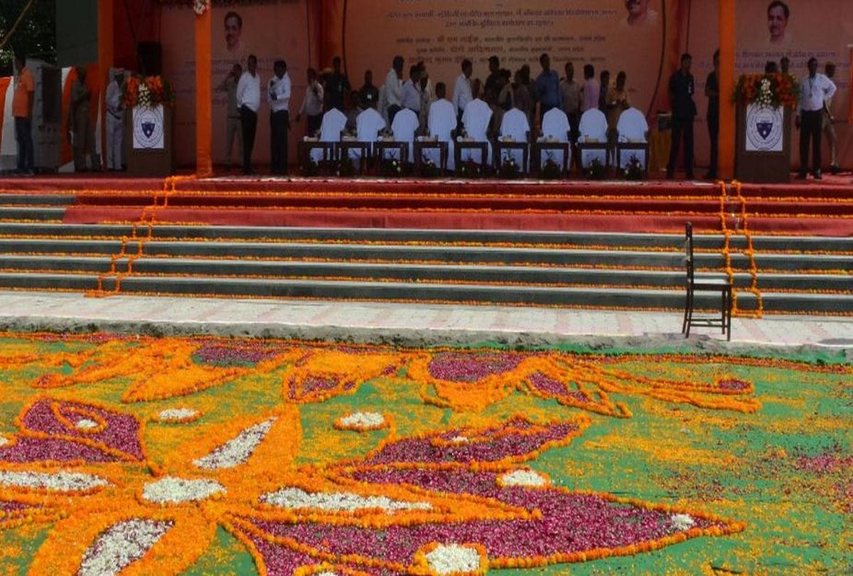Dr. Bhimrao Ambedkar University went to the color of saffron in the Yogi's program