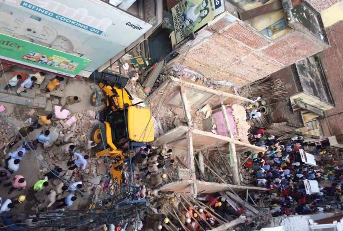 photos of building collapse in delhi ashok vihar 5 dead read full tragic story