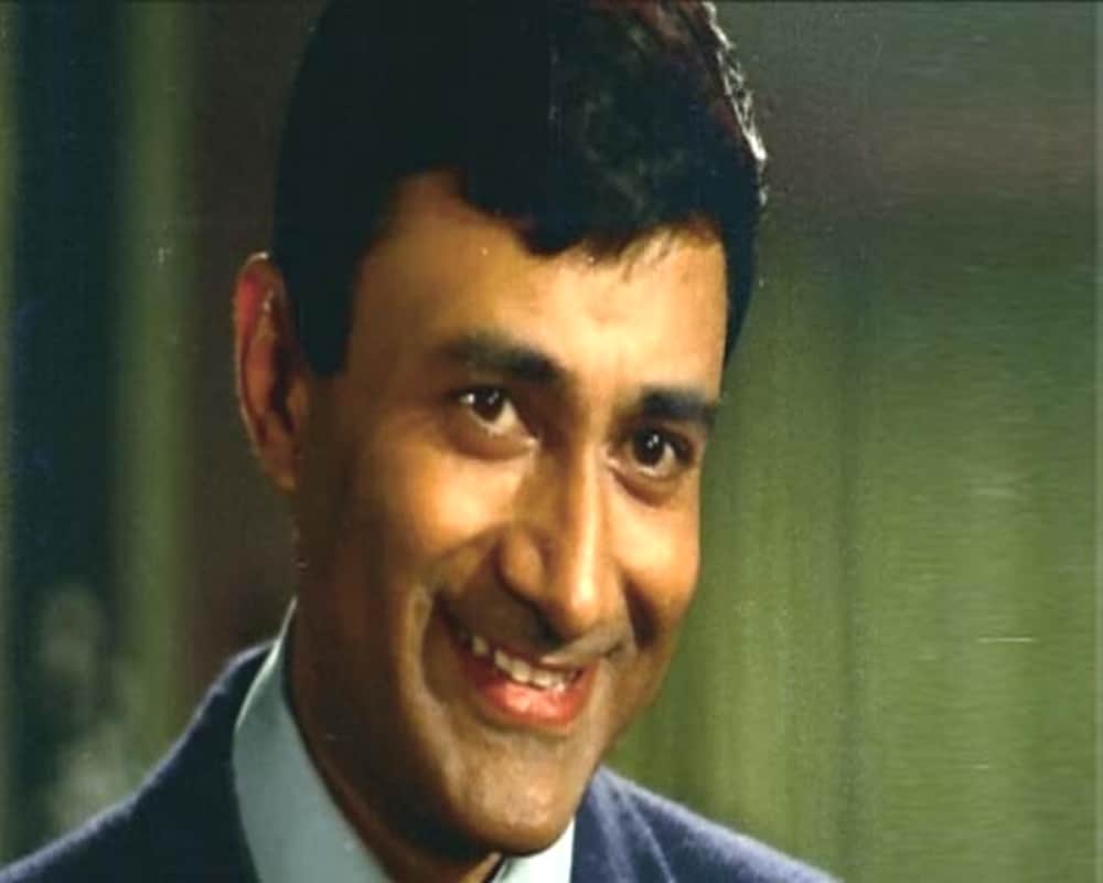 Bollywood Star Actor Dev Anand support to Zeenat Aman Tina Munim Jackie Shroff Richa Sharma Tabu