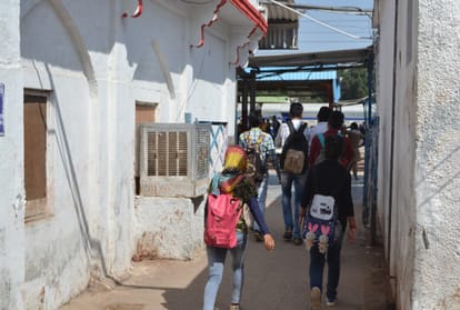 terrorist organisation lashkar threat to explode ambala station, no security at near by station