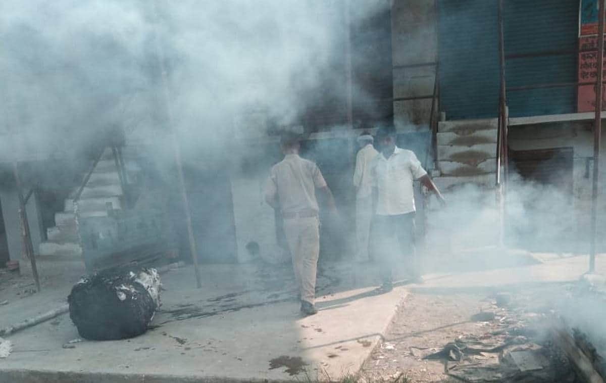 Fight between two communities over mobile cover in ghazipur