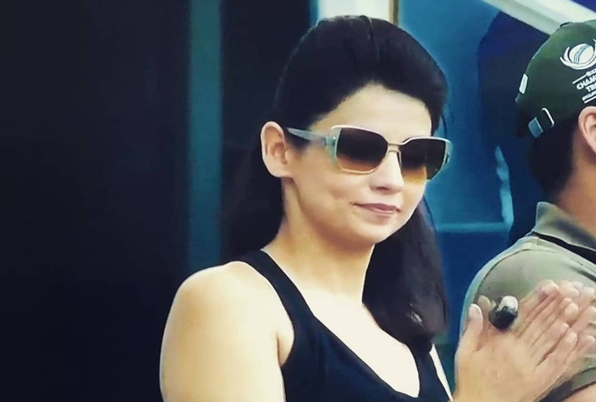 The Pak Mystery Girl Rizla Seen In Matches Of Team India Finally Found