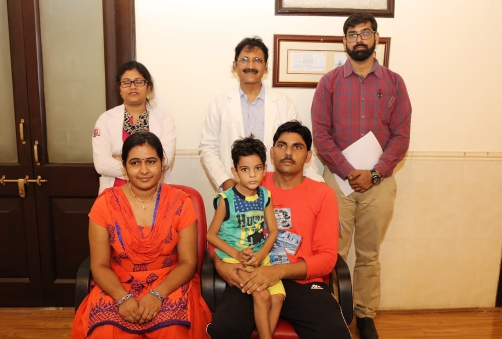 KGMU doctors developed natural alimentary canal.