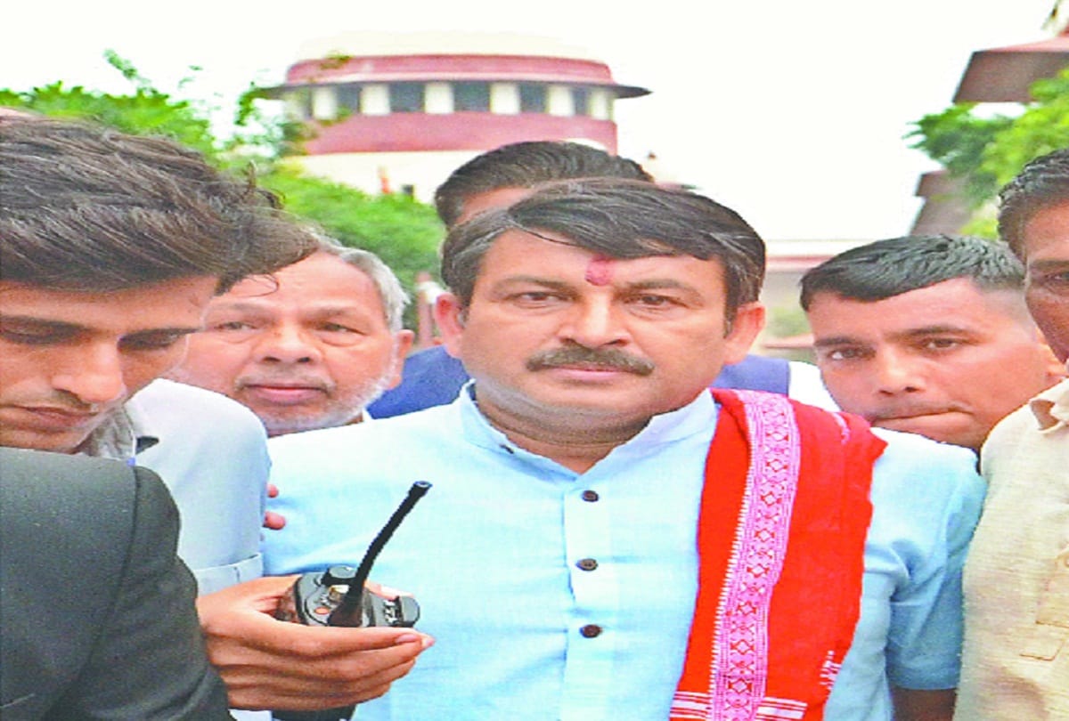 sealing in delhi- supreme court asked for list of 1000 houses from Manoj Tiwari