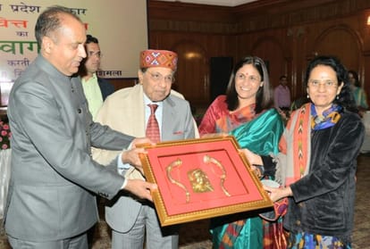 15th Finance Commission surprised over loans on himachal