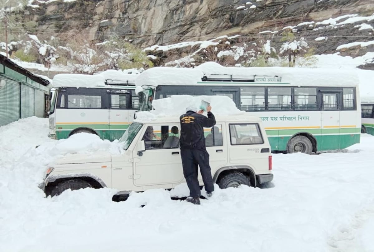 500 people still stuck in lahaul including children and women