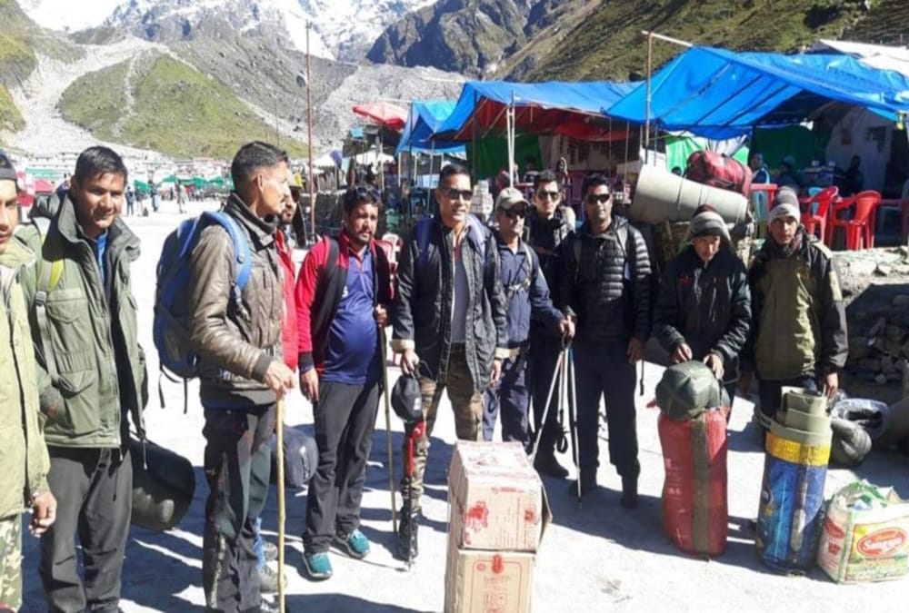 Team gone for iit roorkee missing student from kedarnath trekking route rescue
