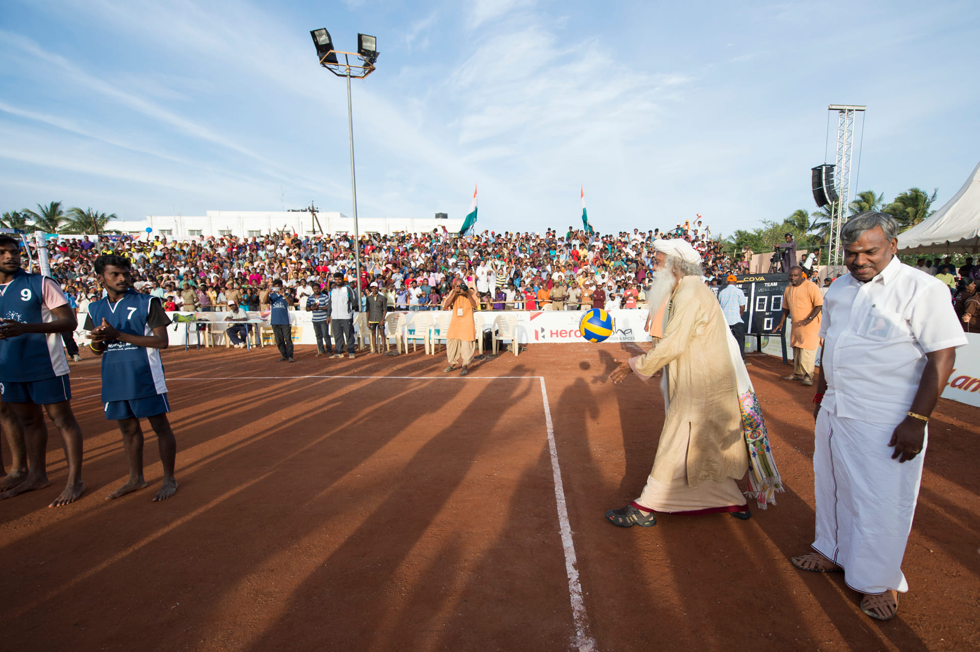 sadhguru get Khel Protsahan Puraskar by president of india for Isha Outreach