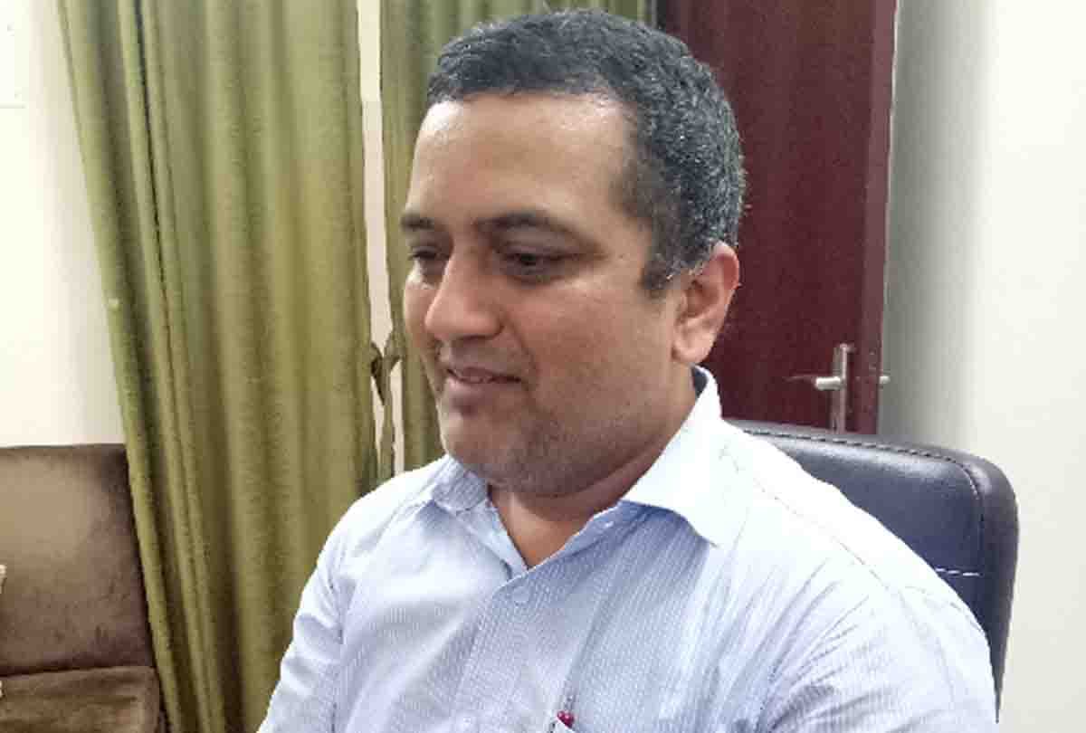 Theft in Purushottam Express man complaint on Twitter