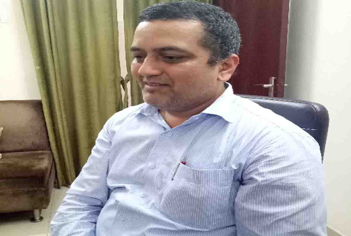 Theft in Purushottam Express man complaint on Twitter