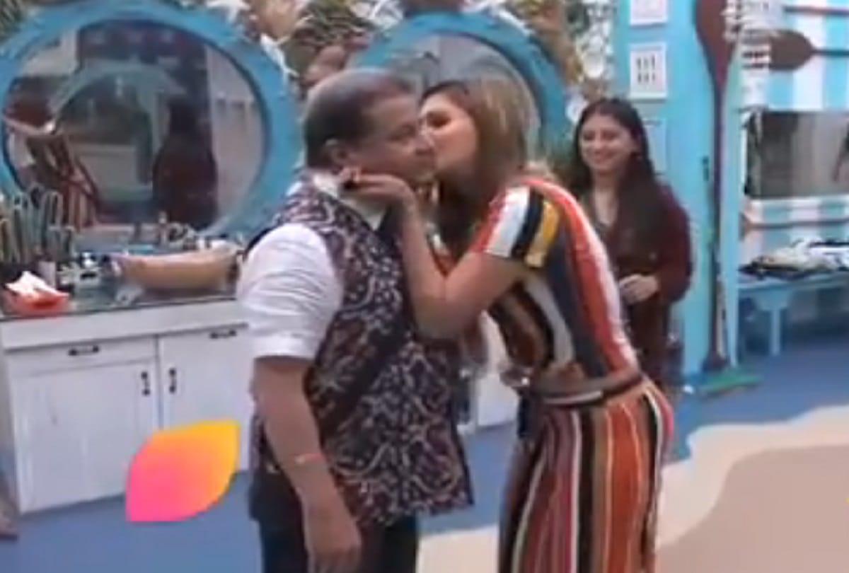 bigg boss 12: what is the reason of anup jalota jasleen break up