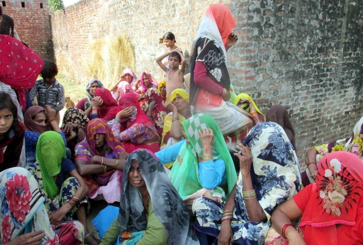 these reasons can be suicide of woman with two Daughter