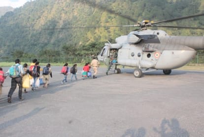 Himachal Pradesh Nine persons airlifted from Sarchu and dropped in Kullu in rescue operation